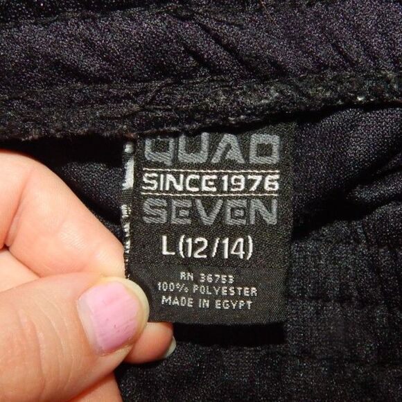 QUAD SEVEN boys large 12/14 polyester black gray mesh basketball short w/pockets - Picture 2 of 5